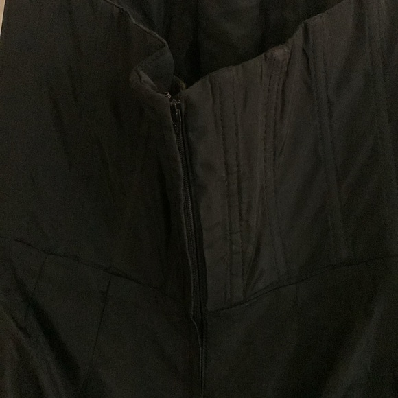 Black Betsy Johnson Evening strapless mermaid dress w/ ruffles & boning size 4 - Picture 6 of 9